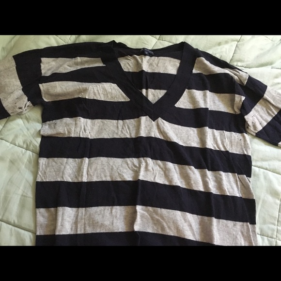 GUC XL GAP navy/gray striped light v neck sweater - Picture 2 of 4